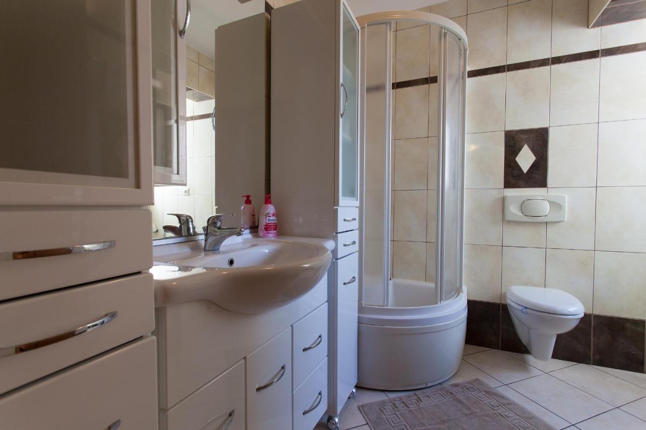 מאלינסקה Apartments Nedeljka מראה חיצוני תמונה